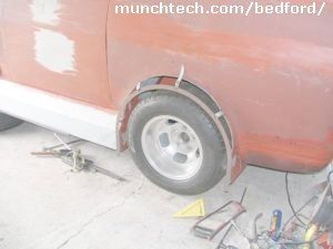 MID8 side skirts rear